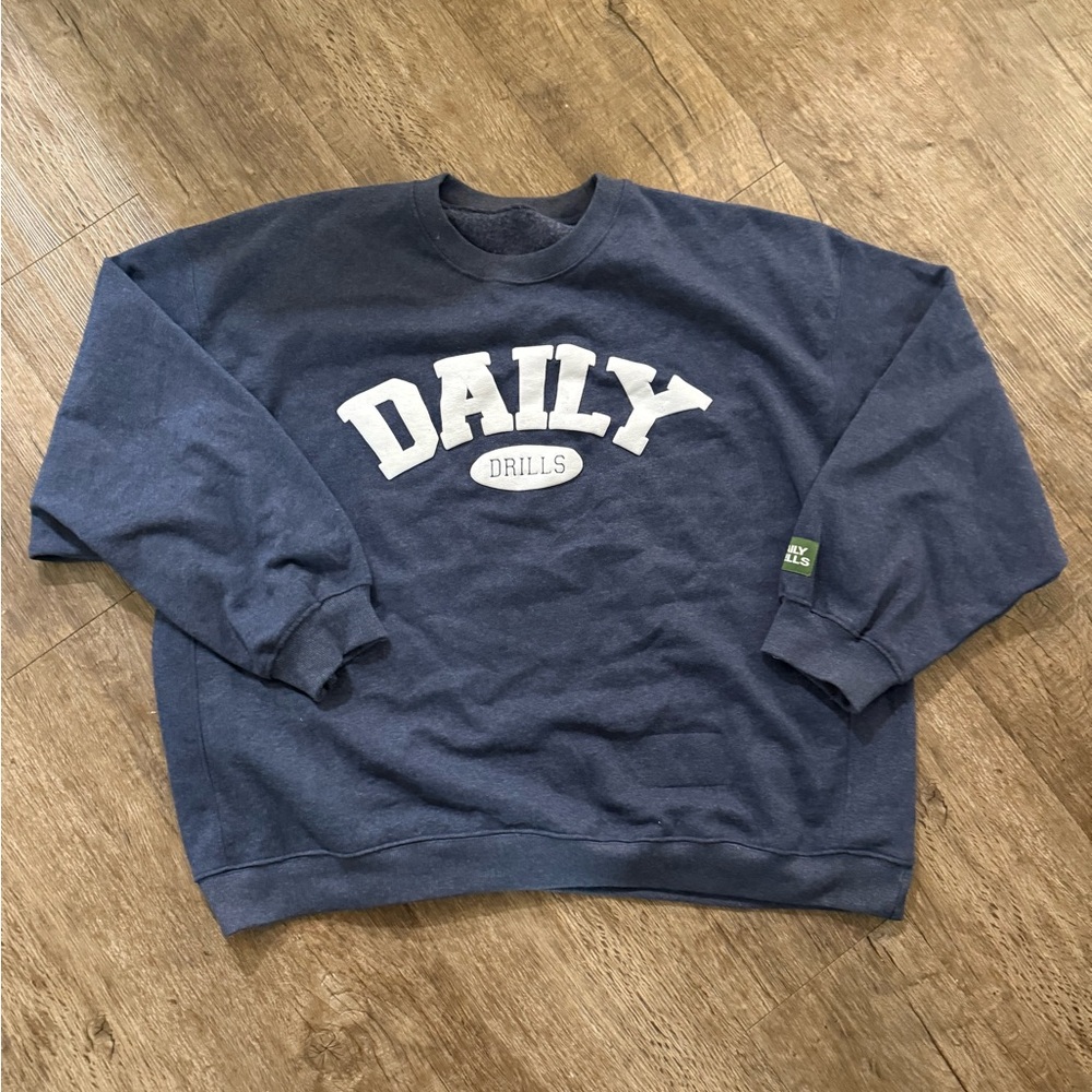Daily Drills Denim Crewneck M/L